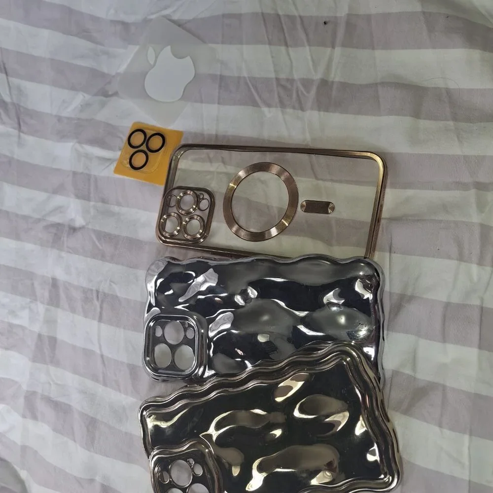 Clear Gold Magnetic Wavy TPU Iphone Cases With Camera Lens Protector Set